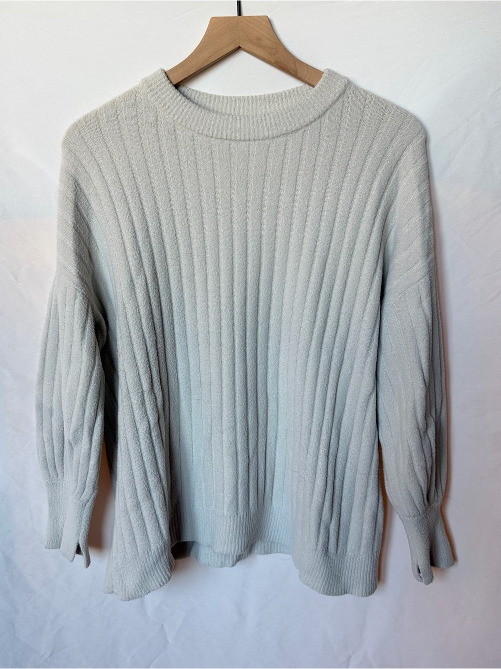 🤍 Aerie Cream White Cozy Sweater – Small